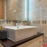 Forum House אורופסה דל מר